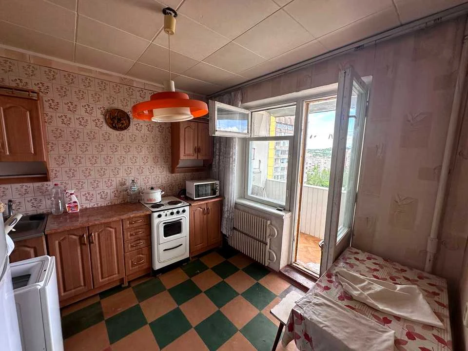 Apartment. Dnipro, Naberezhna Peremohy st.