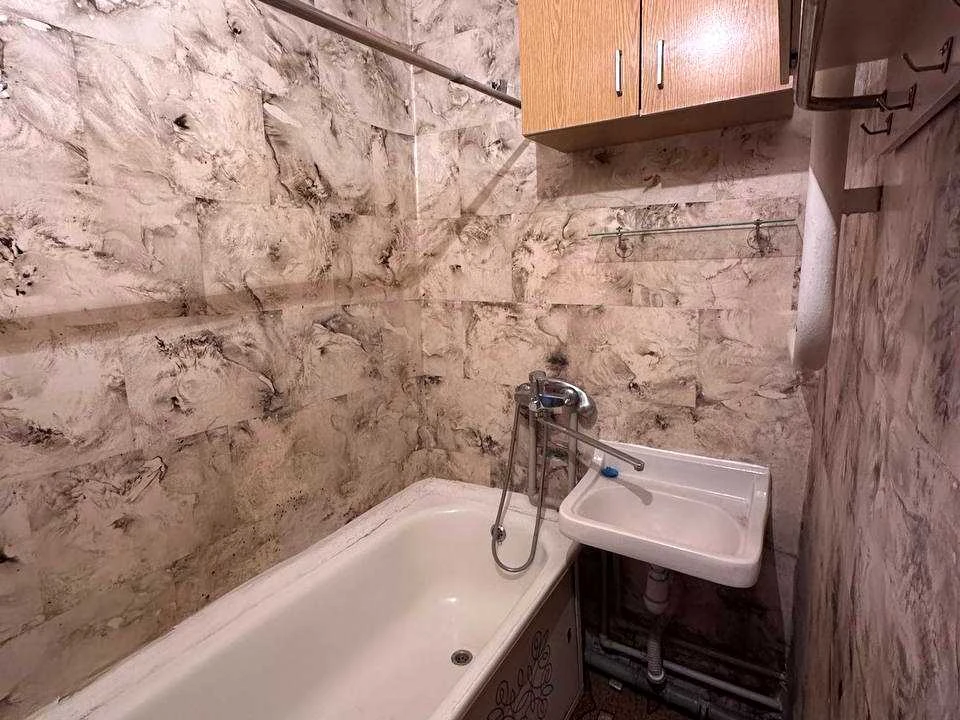 Apartment. Dnipro, Naberezhna Peremohy st.