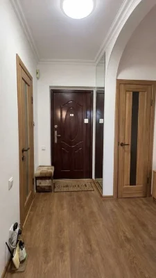 Продам простору 1-кімнатну квартиру на вул. Академіка Сахаро