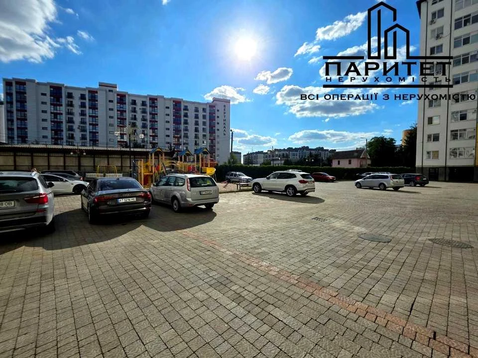 Квартира. Івано-Франківськ, Олександра Довженка вул., (Будин