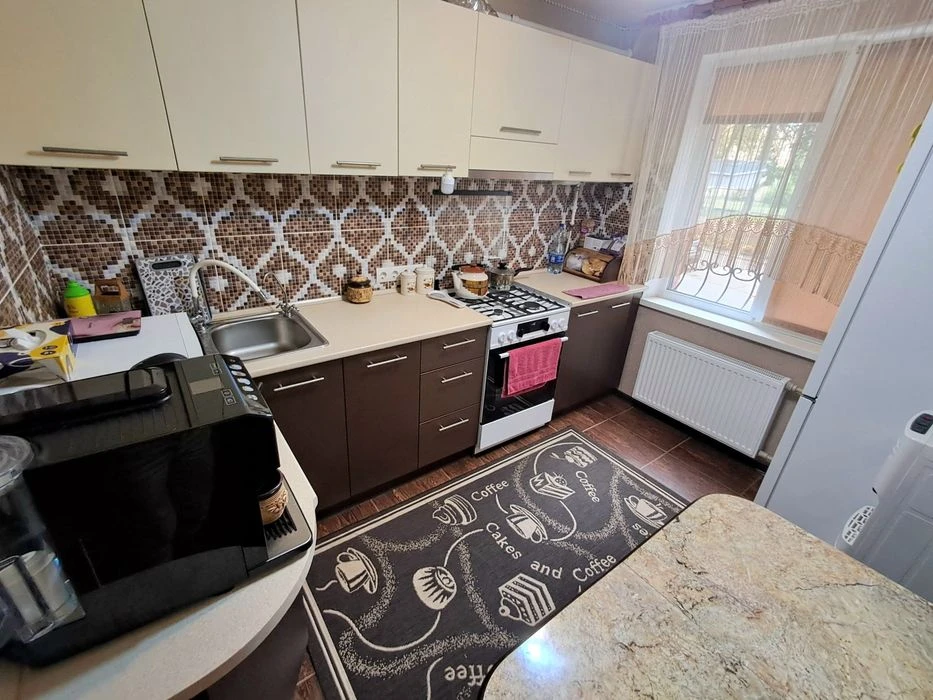Шикарна укомплектована 3к квартира з ремонтом