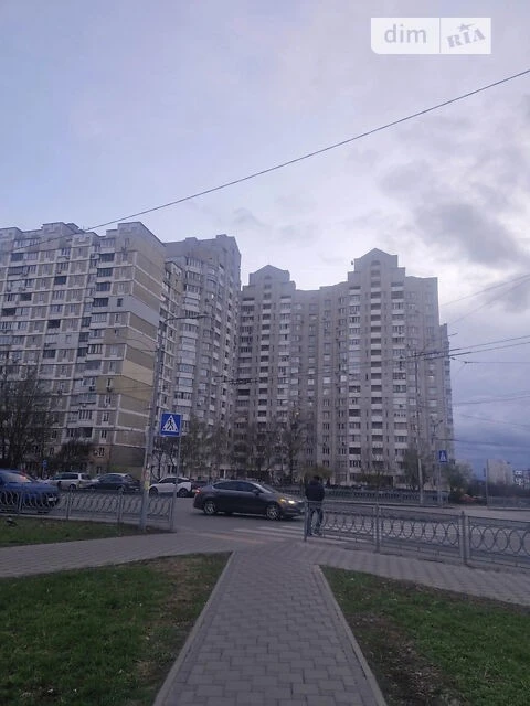 Sale of 1-room apartment 46 sq. m. on Akademika Efremova Str. 19A •