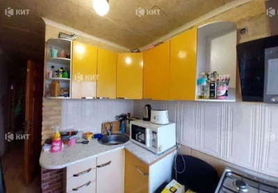 1к. 33м2 Павлово Поле, м. 23 Августа, Космонавтов ул. 8, 137