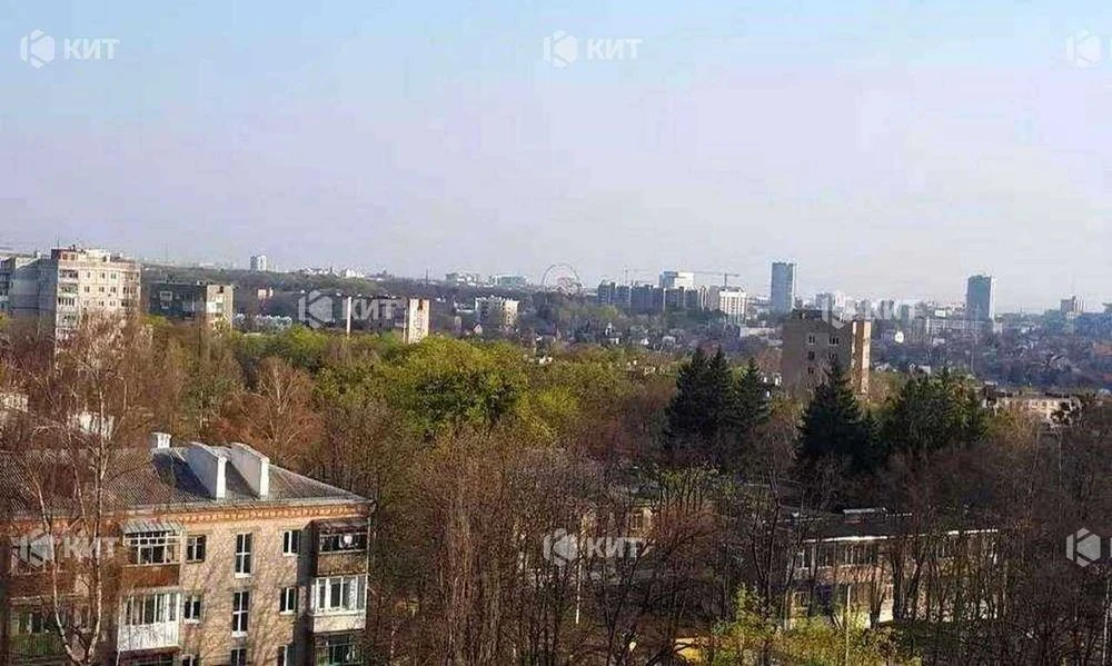 1к. 33м2 Павлово Поле, м. 23 Августа, Космонавтов ул. 8, 137