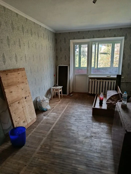 Продажам 3к-ри Солом'янський район Власник