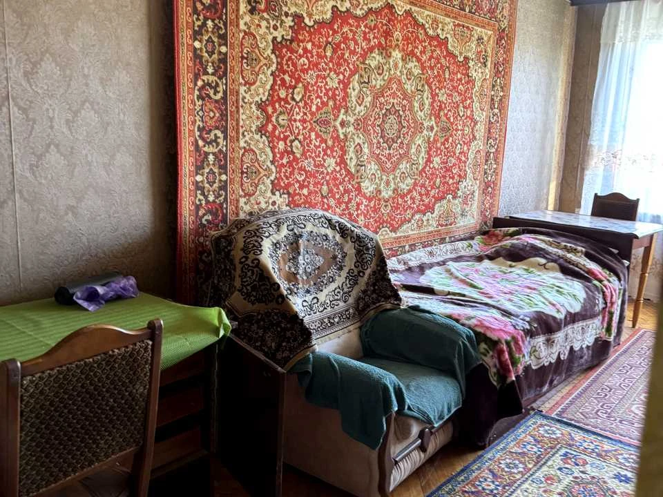 Квартира. Київ, Івана Дзюби вул. (Сім'ї Сосніних)