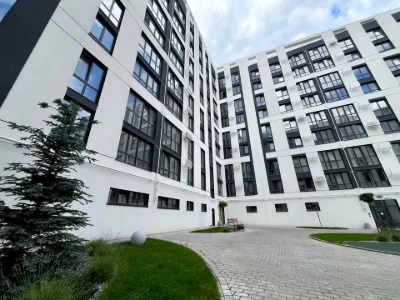 Квартира. Рівне, Данила Галицького вул., (Будинок)