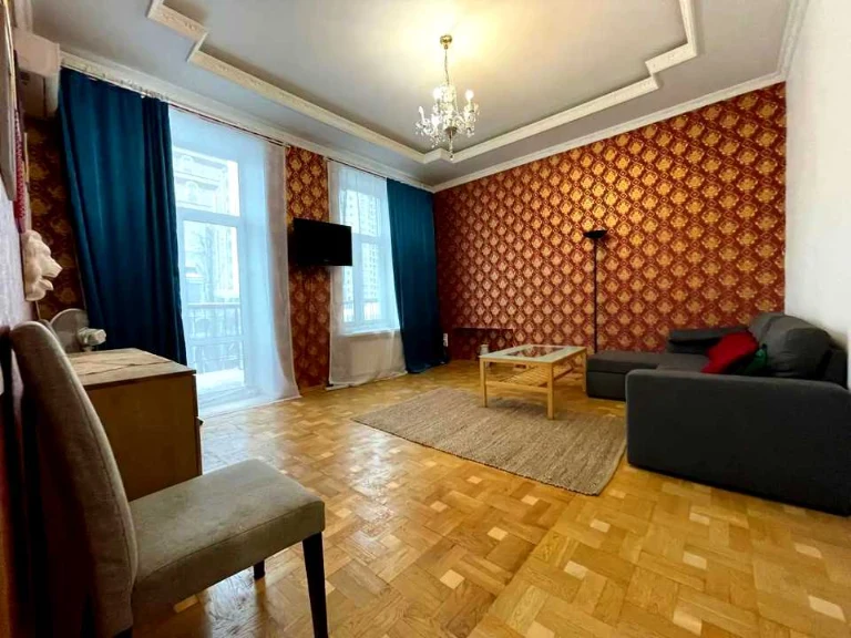 Квартира. Київ, Тараса Шевченка бульв.