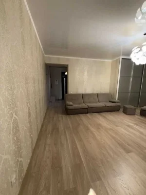 ‼️Поділ‼️ Велика та простора 2кк, 74м² на 2-му поверсі!