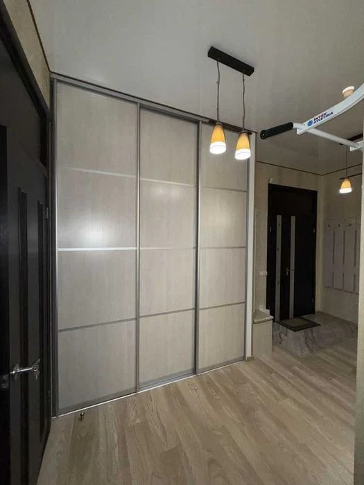 ‼️Поділ‼️ Велика та простора 2кк, 74м² на 2-му поверсі!