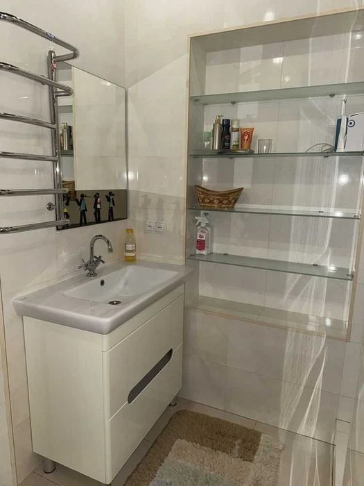 ‼️Поділ‼️ Велика та простора 2кк, 74м² на 2-му поверсі!