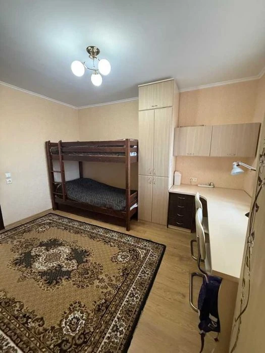 2-кімнатна квартира з ремонтом + лоджія 7 м² + підвал