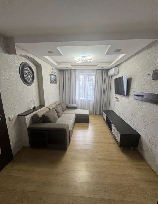 Продаж 2-к квартири Проспект