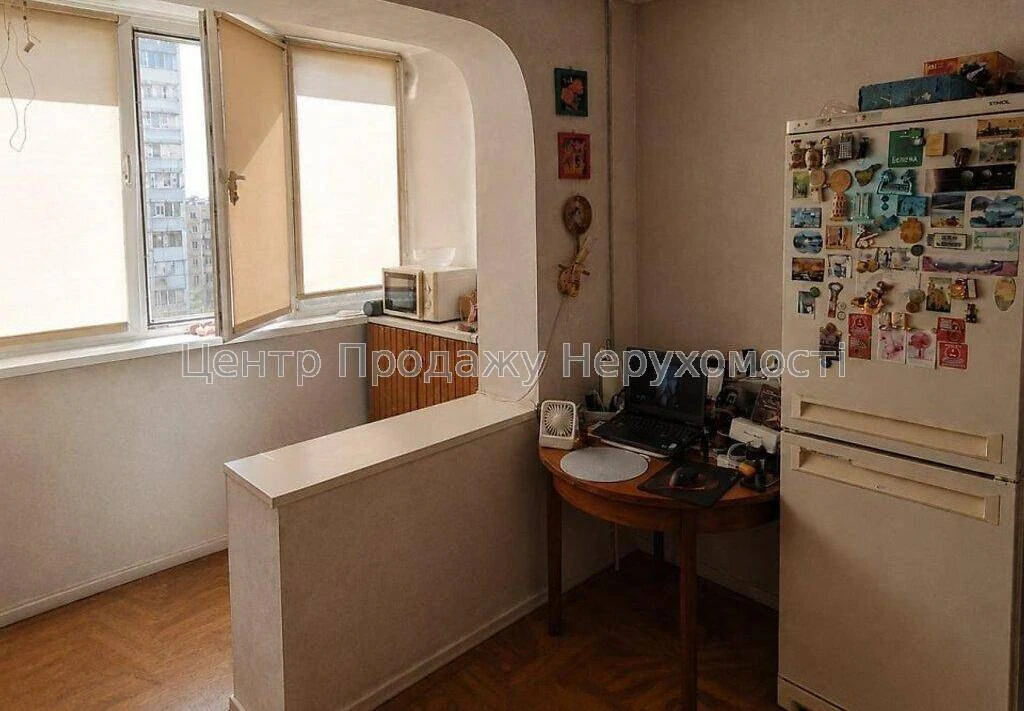 2-room apartment for sale, 10/16th floor, 55. 6 m², Kyiv — profitable