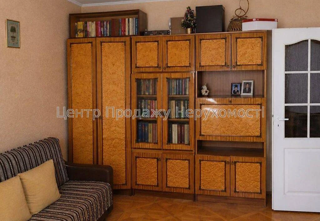 2-room apartment for sale, 10/16th floor, 55. 6 m², Kyiv — profitable