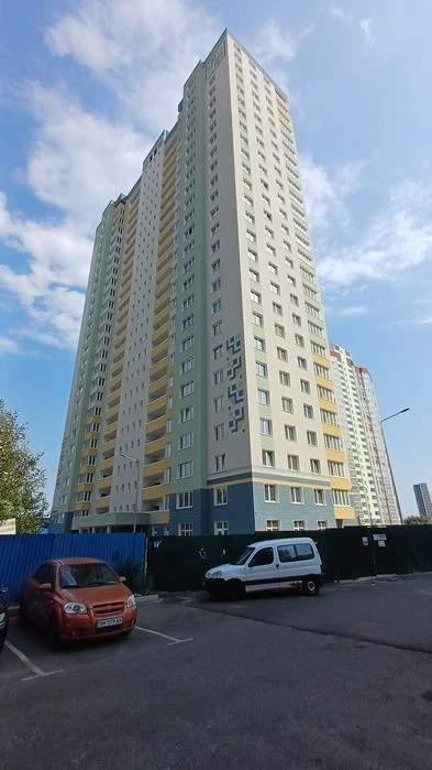 Продаж  2- рівневої кв. ЖК Патріотика, буд. Вижниця ,Позняки