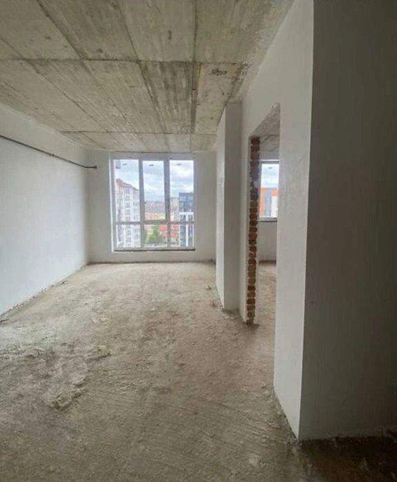 Продам 1-кімнатну квартиру у ЖК Central Park, вул.Національн
