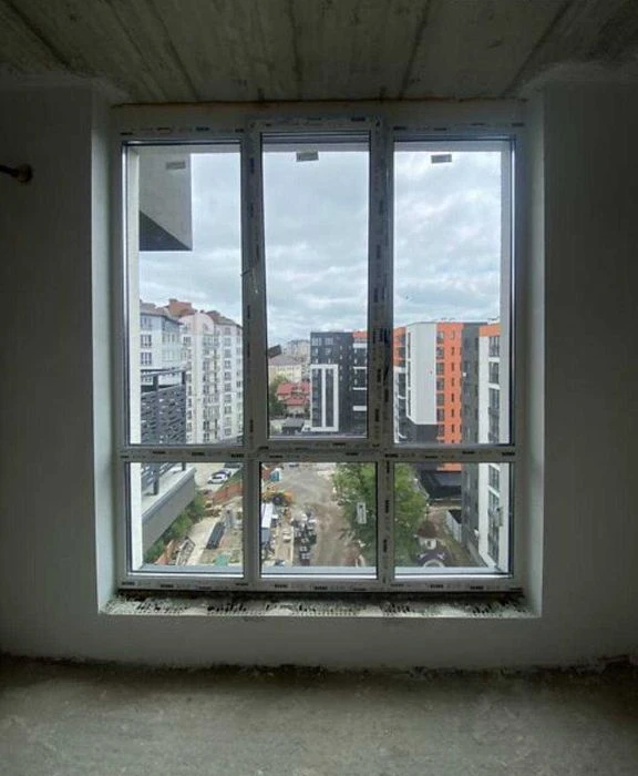 Продам 1-кімнатну квартиру у ЖК Central Park, вул.Національн
