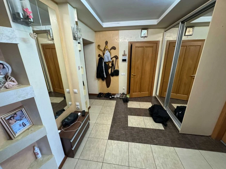 ‼️ЦЕНТР‼️ 4к квартира біля стадіона "Ворскла", 112 м², нижні