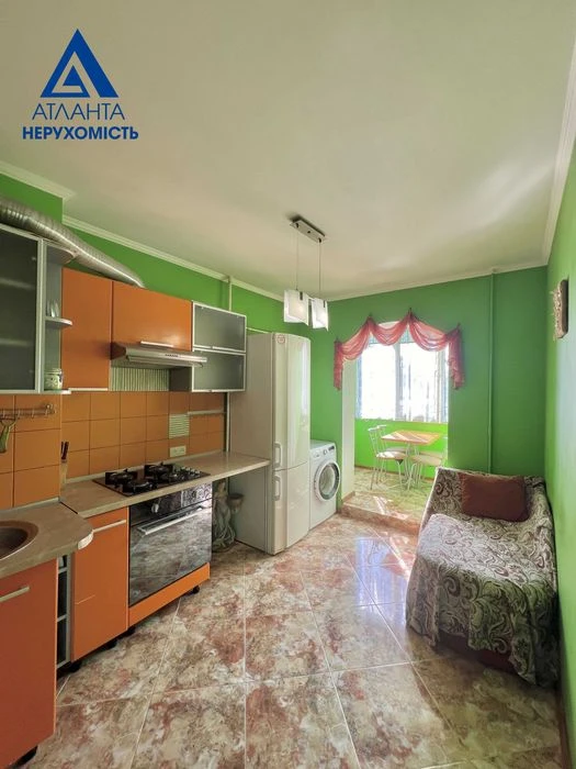 Продаж 3 кім. квартири у 55 мікрорайоні