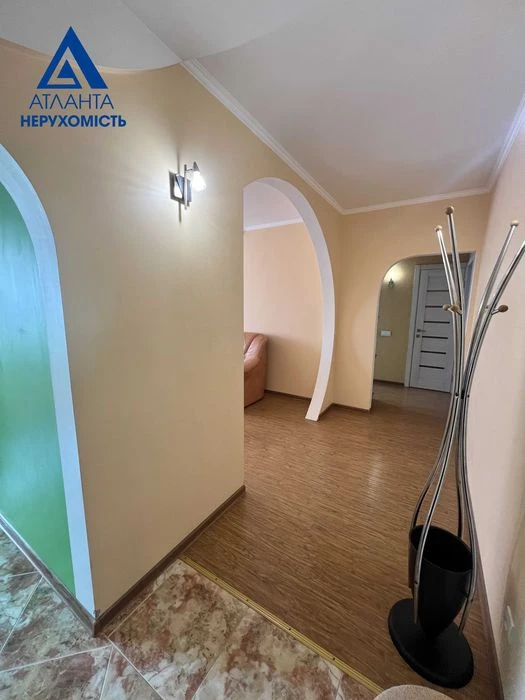 Продаж 3 кім. квартири у 55 мікрорайоні