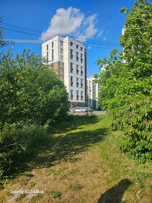 Продаж земельної ділянки під будівництво у місті по вул. Суп