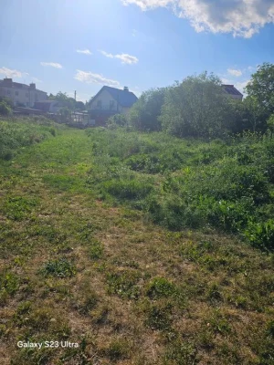 Продаж земельної ділянки під будівництво у місті по вул. Суп