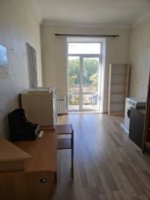 Продам 2к кв Лесопарк Померки 4/5 сталинка ж/б
