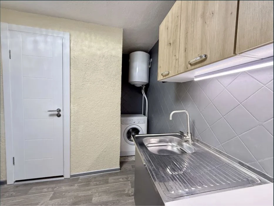 Квартира на земле -37,6 метров . Ремонт. газ  , рядом район