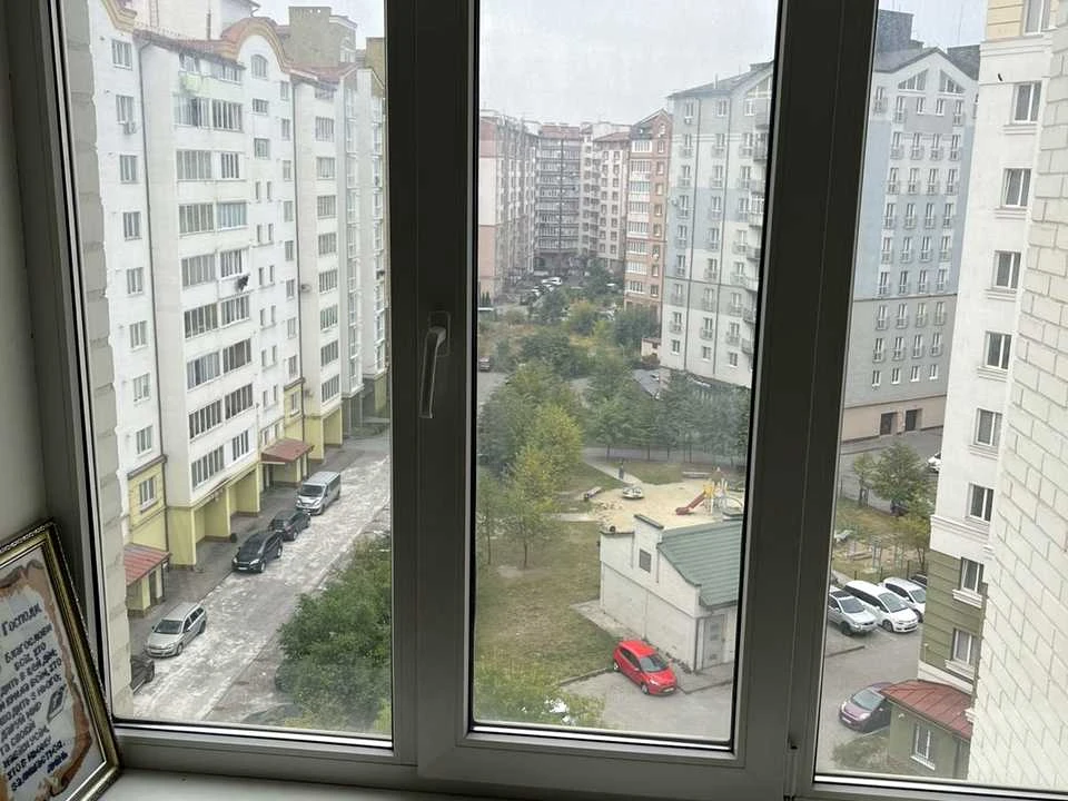 Квартира. Івано-Франківськ, Василя Стуса вул., 28к