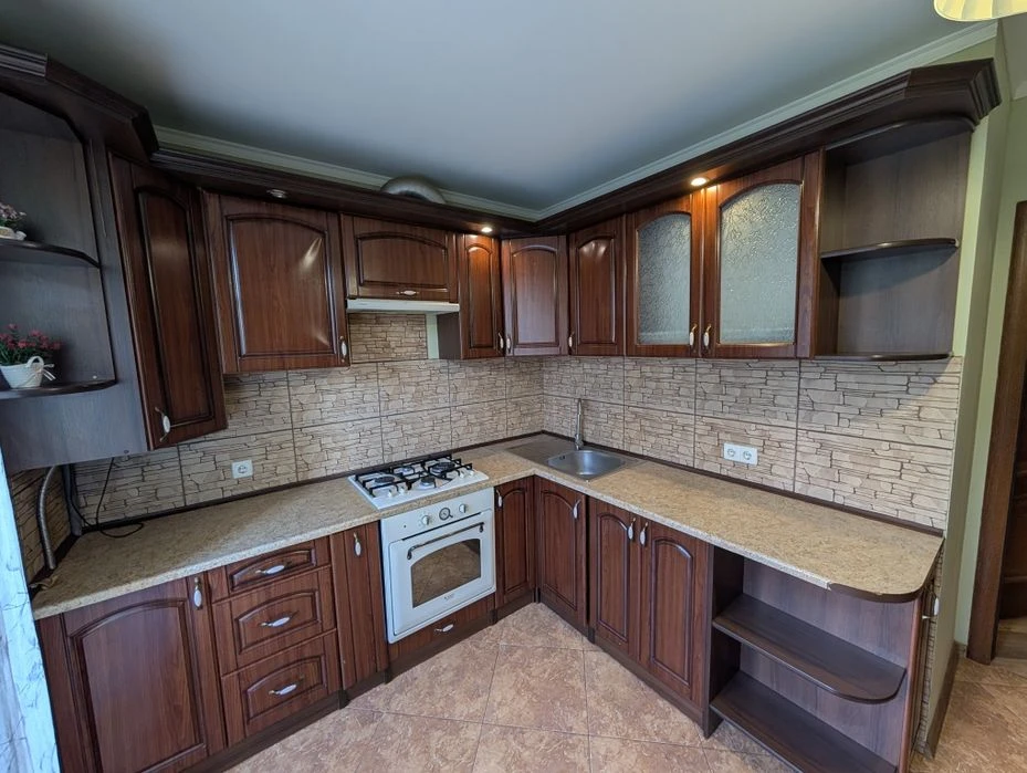 Продаж 3 кім квартири по вул Симоненка