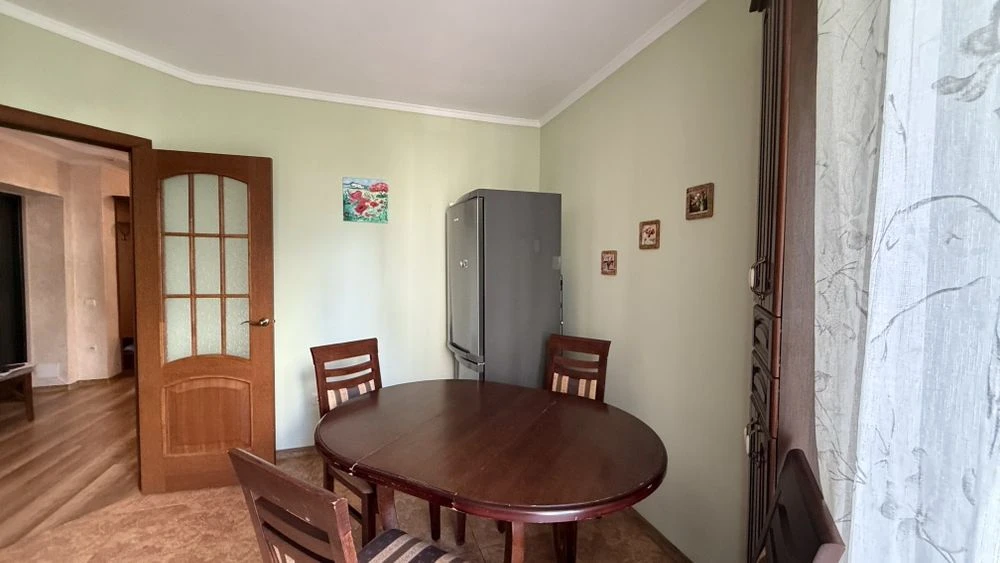 Продаж 3 кім квартири по вул Симоненка