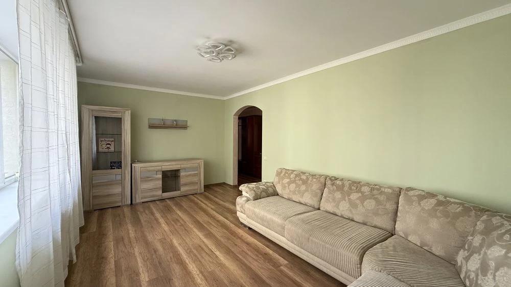 Продаж 3 кім квартири по вул Симоненка