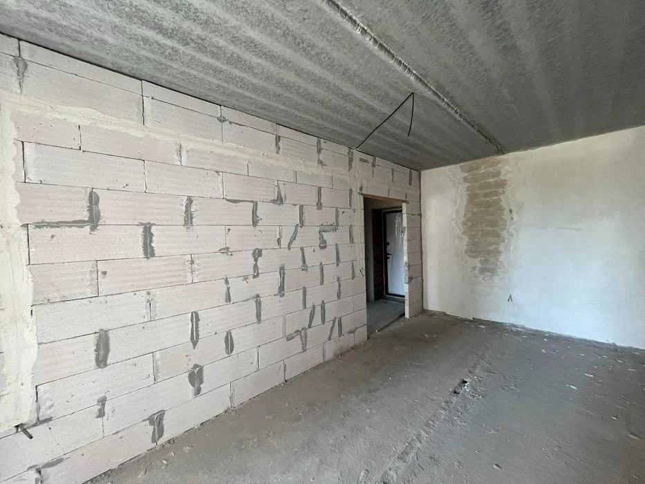 32004 Світла 1к квартира 44.2 м² у зданому ЖК «Avila City» (