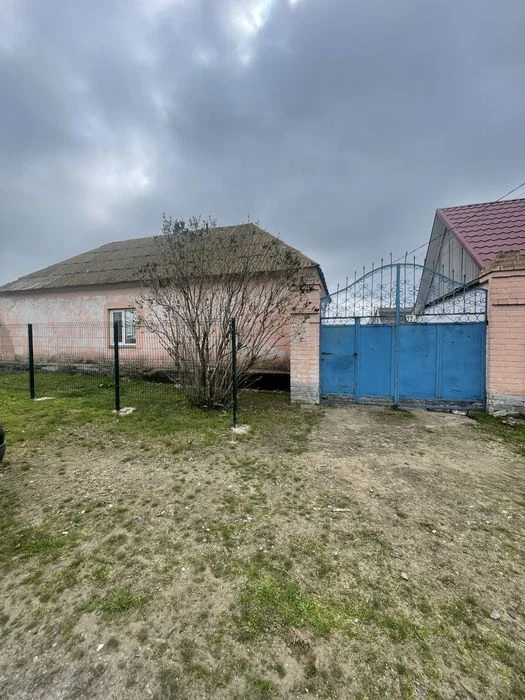 Без комісії продається будинок