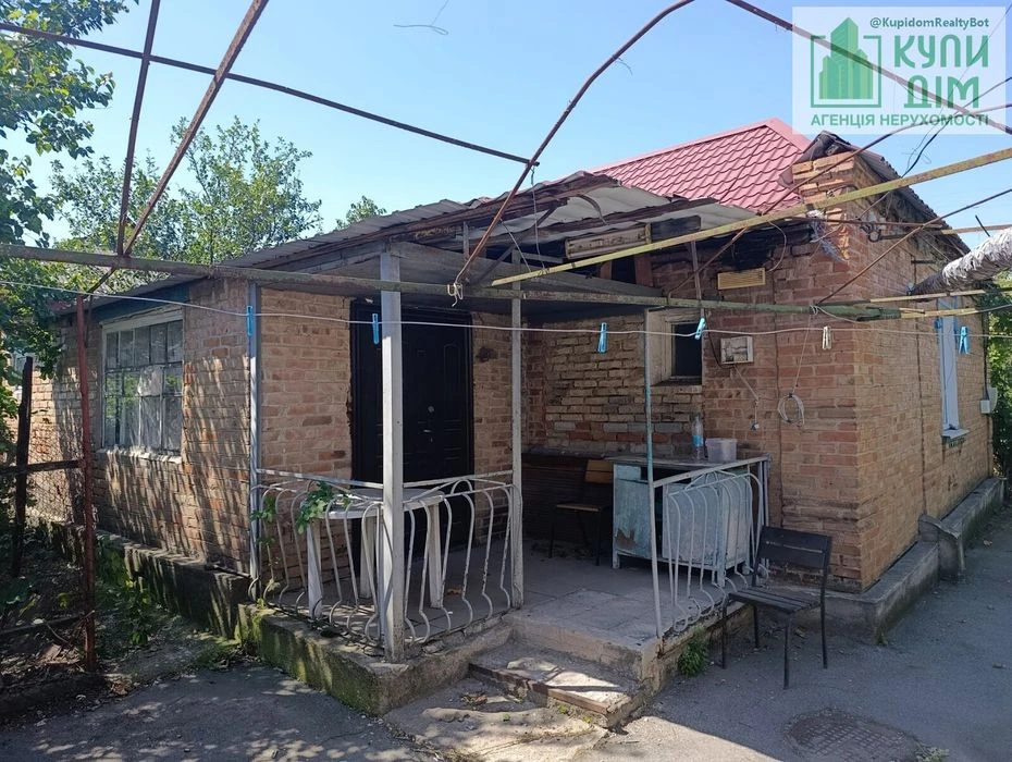 Продаж будинку на кущівці