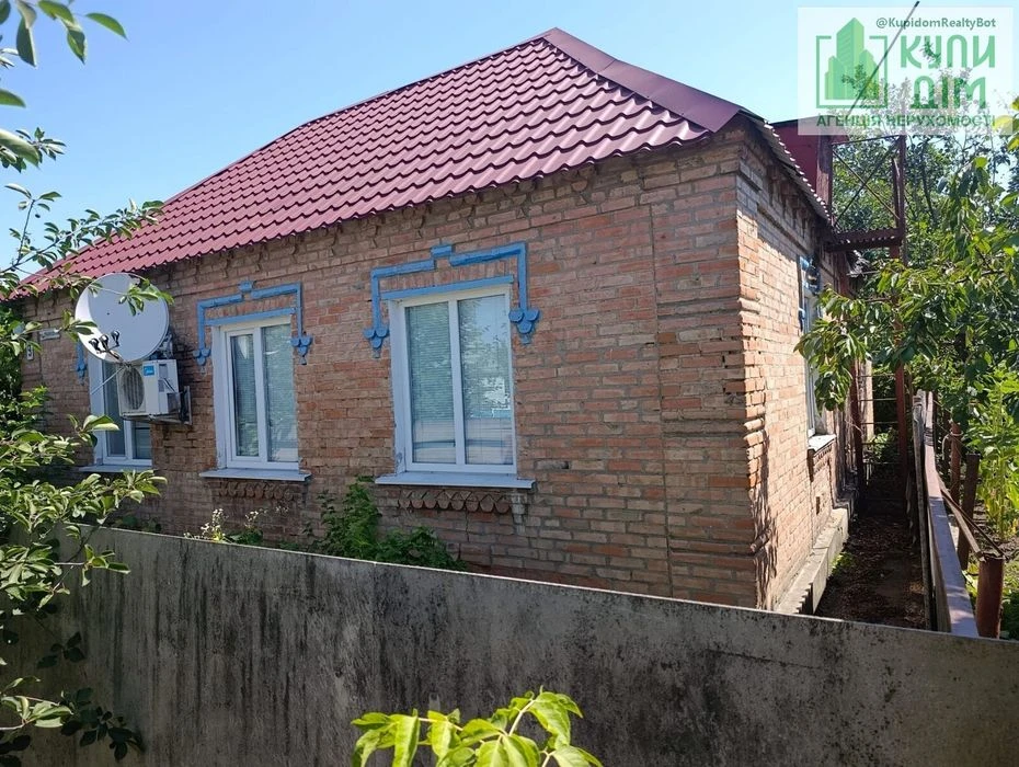 Продаж будинку на кущівці