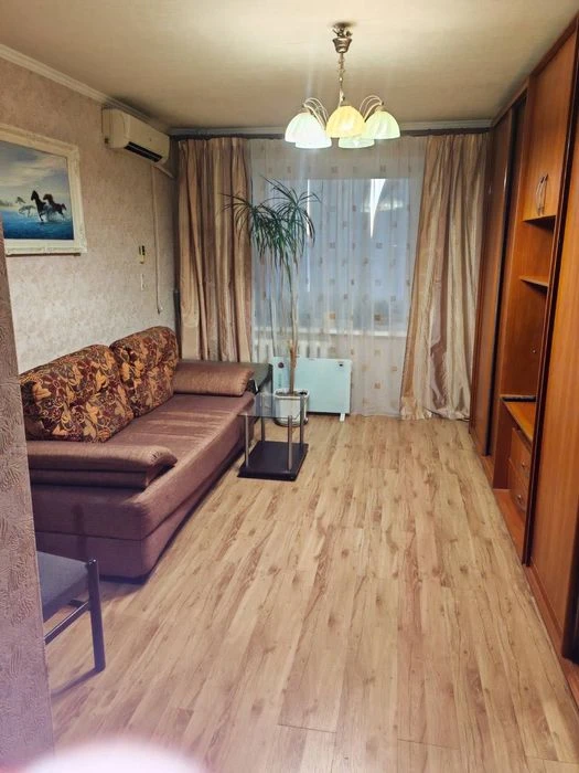 Продам 1к квартиру Поля Кирова низ Минина Шнеерсона Свердлов