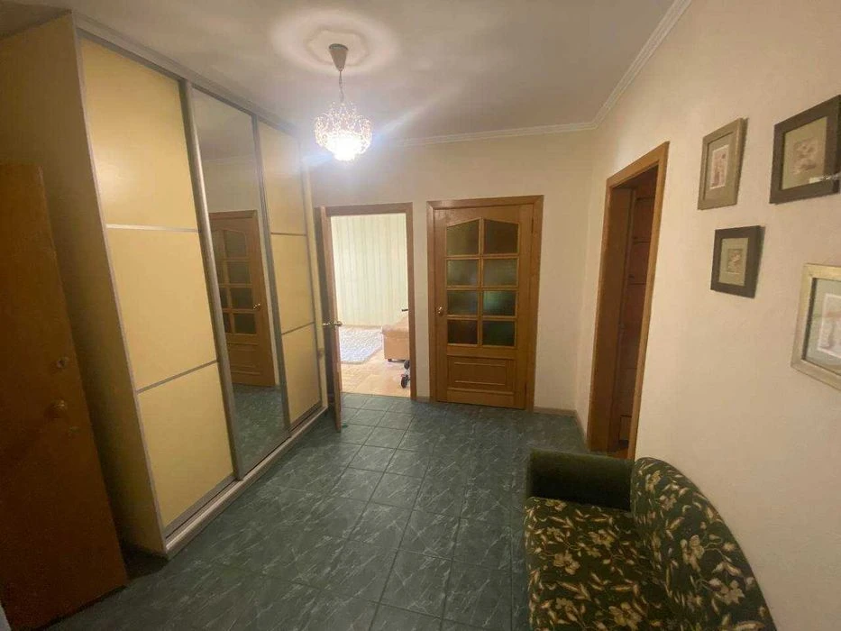 Продаж 3 кім. вул. Деміївська 53, метро Голосіївська