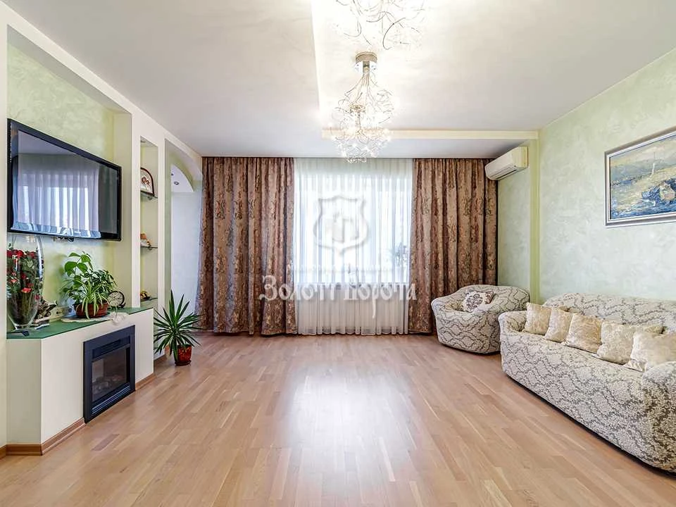 Apartment. Kyiv, Volodymyr Ivasyuk Ave. (Heroes of Stalingrad