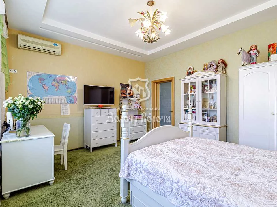 Apartment. Kyiv, Volodymyr Ivasyuk Ave. (Heroes of Stalingrad