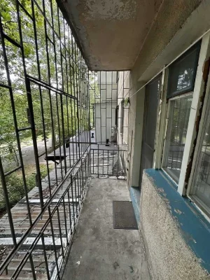 Продаж 1-кімнатної квартири з газом, 2 поверх,Черемушки,Євге