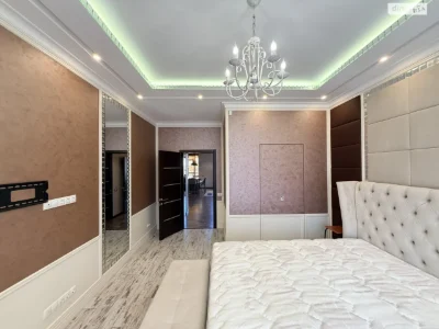 Продаж Квартира Центр