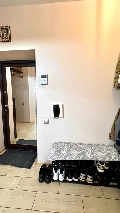 Продам 3 кімнатну квартиру з ремонтом на Щасливому ! 120 кв