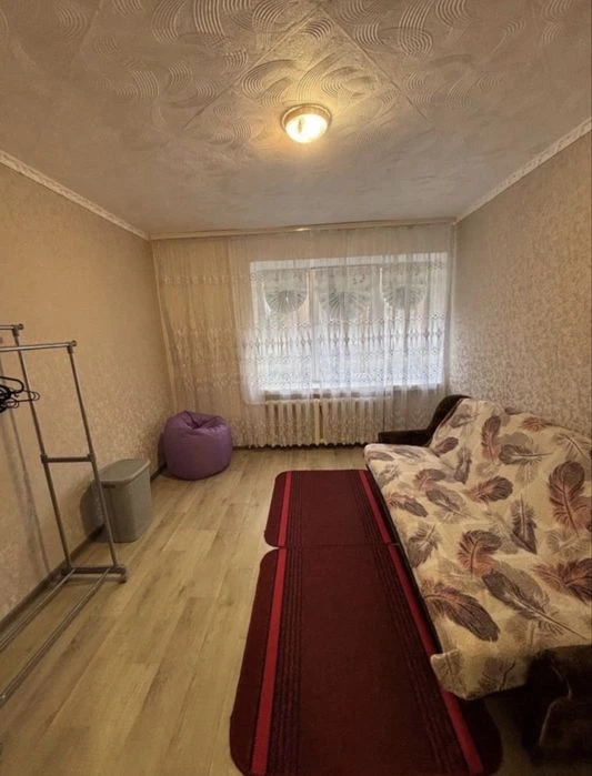 Продаж кімнати в гуртожитку