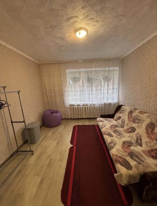 Продаж кімнати в гуртожитку
