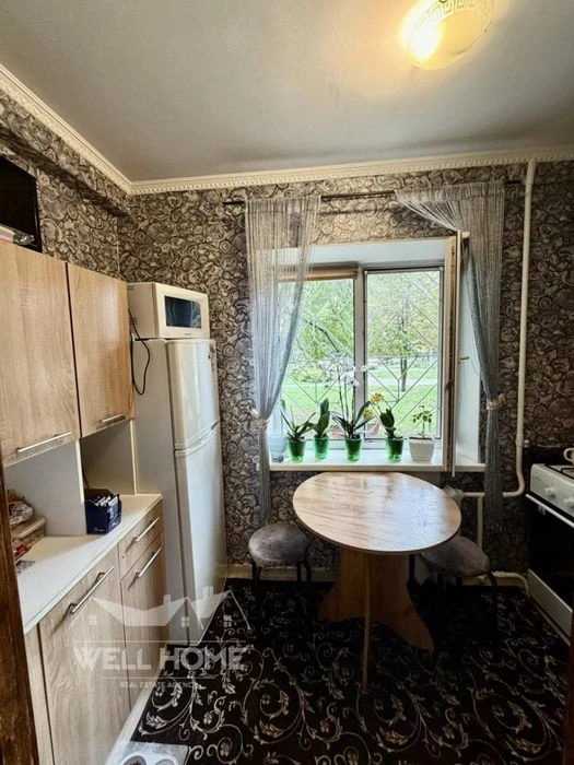 Продаж квартири 1к Кубанської України, 20 м.Лісова Київ