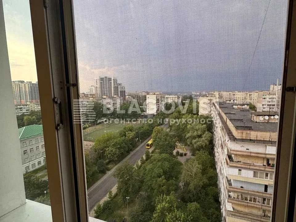 Квартира. Київ, Татарський пров.