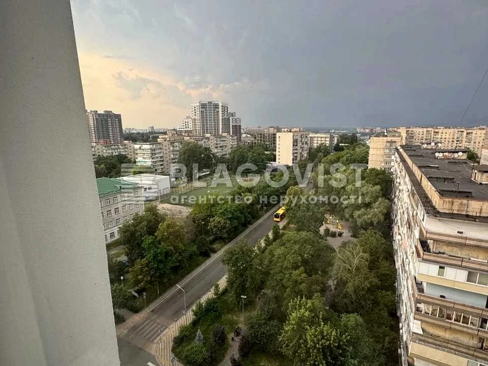 Квартира. Київ, Татарський пров.