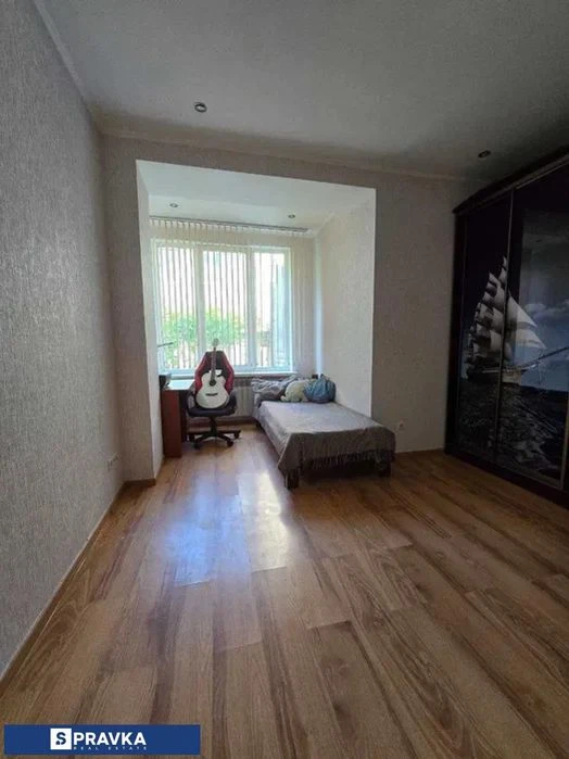 продам 4-к кв / 160 м² / ГАЗ / ремонт и мебель
